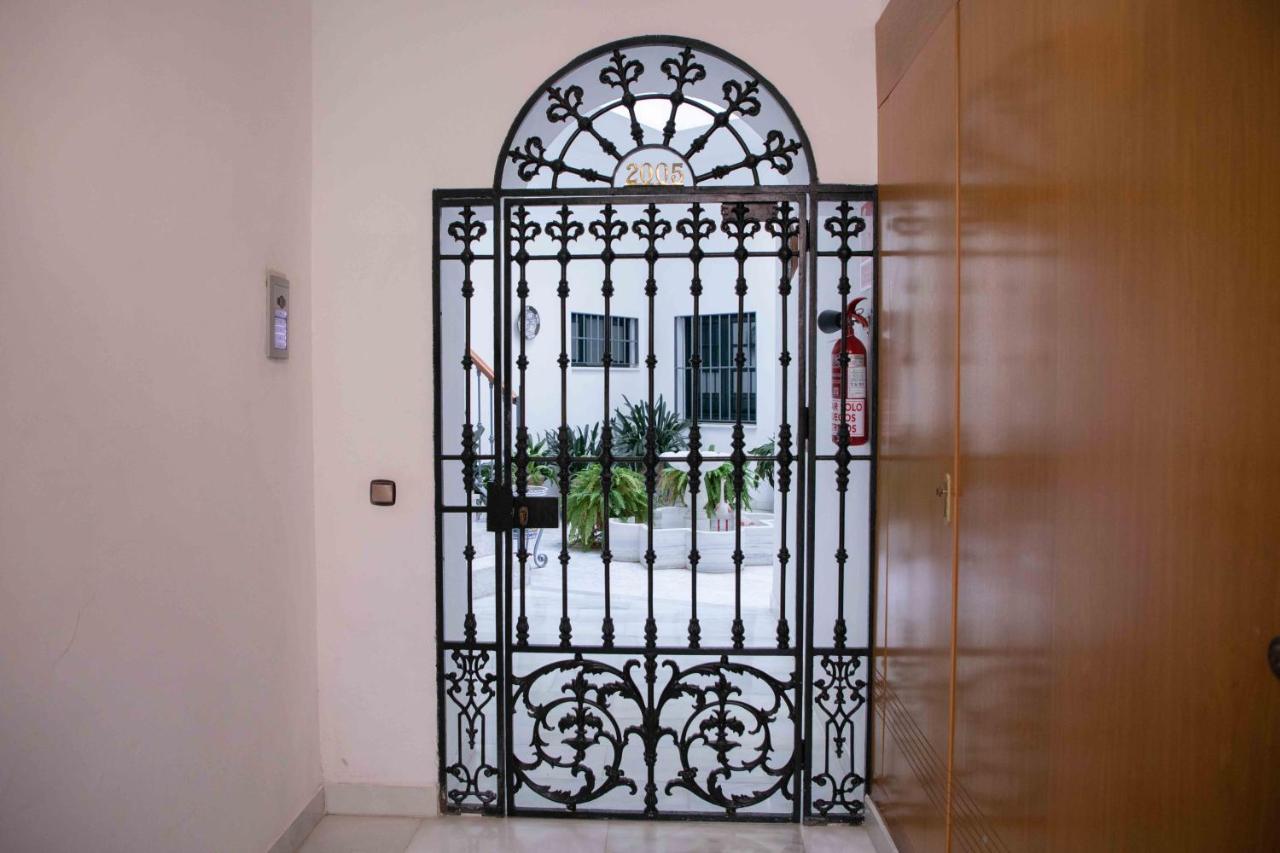 Gy Apartamento En Casa Sevillana Junto A Las Setas Luaran gambar